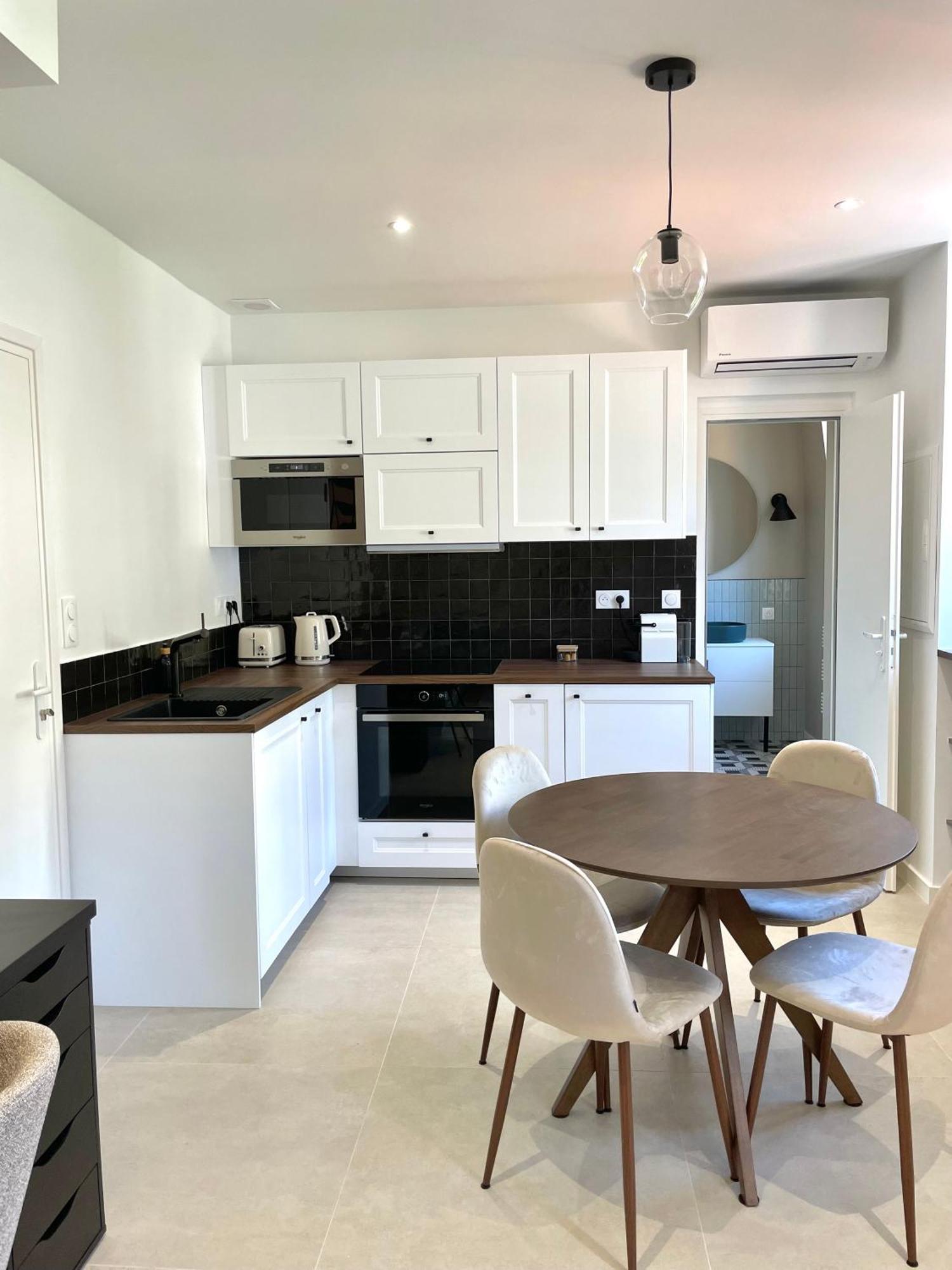 De Charme Proche Gare Apartment